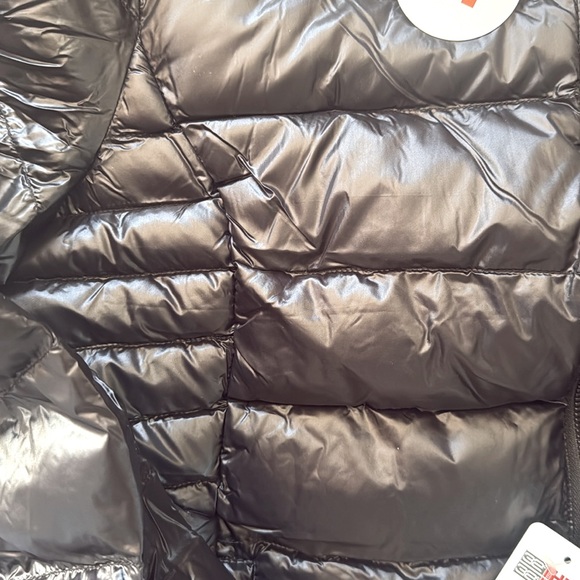 NWT! 32 Degrees Women’s shiny poly-fill hooded jacket. Size Small. - Picture 7 of 8